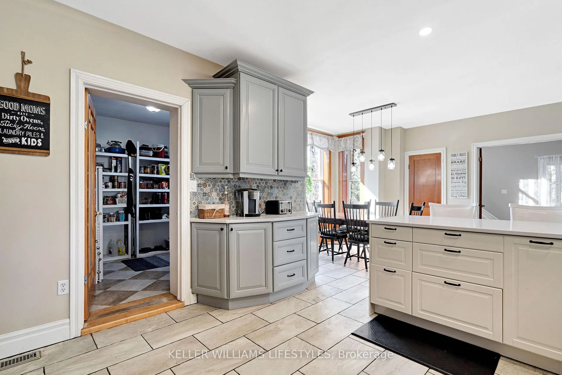 Photo 8 of 189 Church Street, North Middlesex, Ailsa Craig — HOMEH