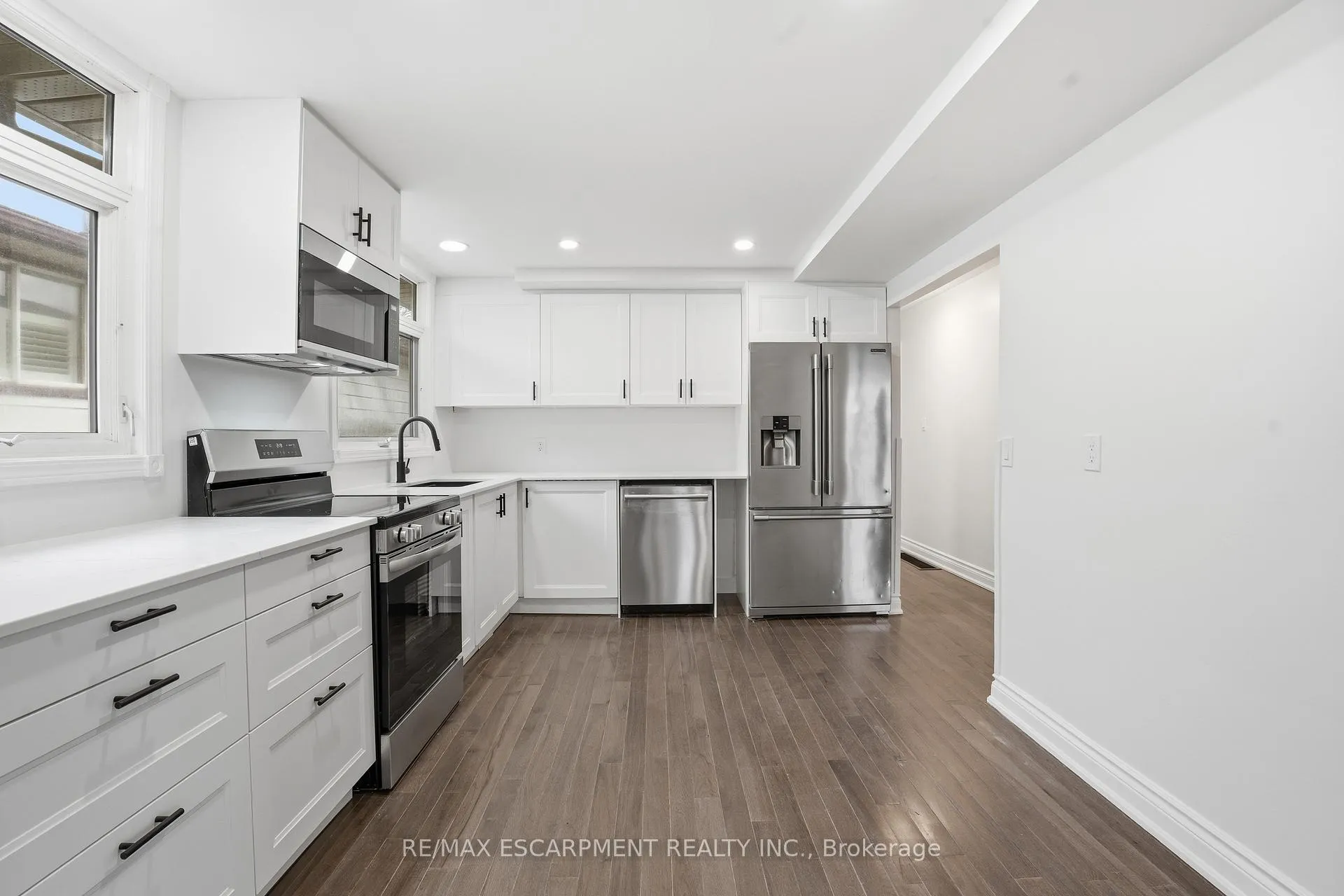 Photo 13 of 50 Lawnhurst Drive, Hamilton, Lawfield — HOMEH