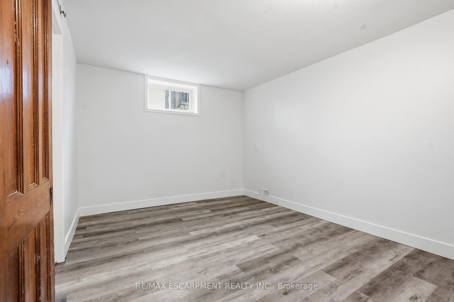 Photo 28 of 50 Lawnhurst Drive, Hamilton, Lawfield — HOMEH