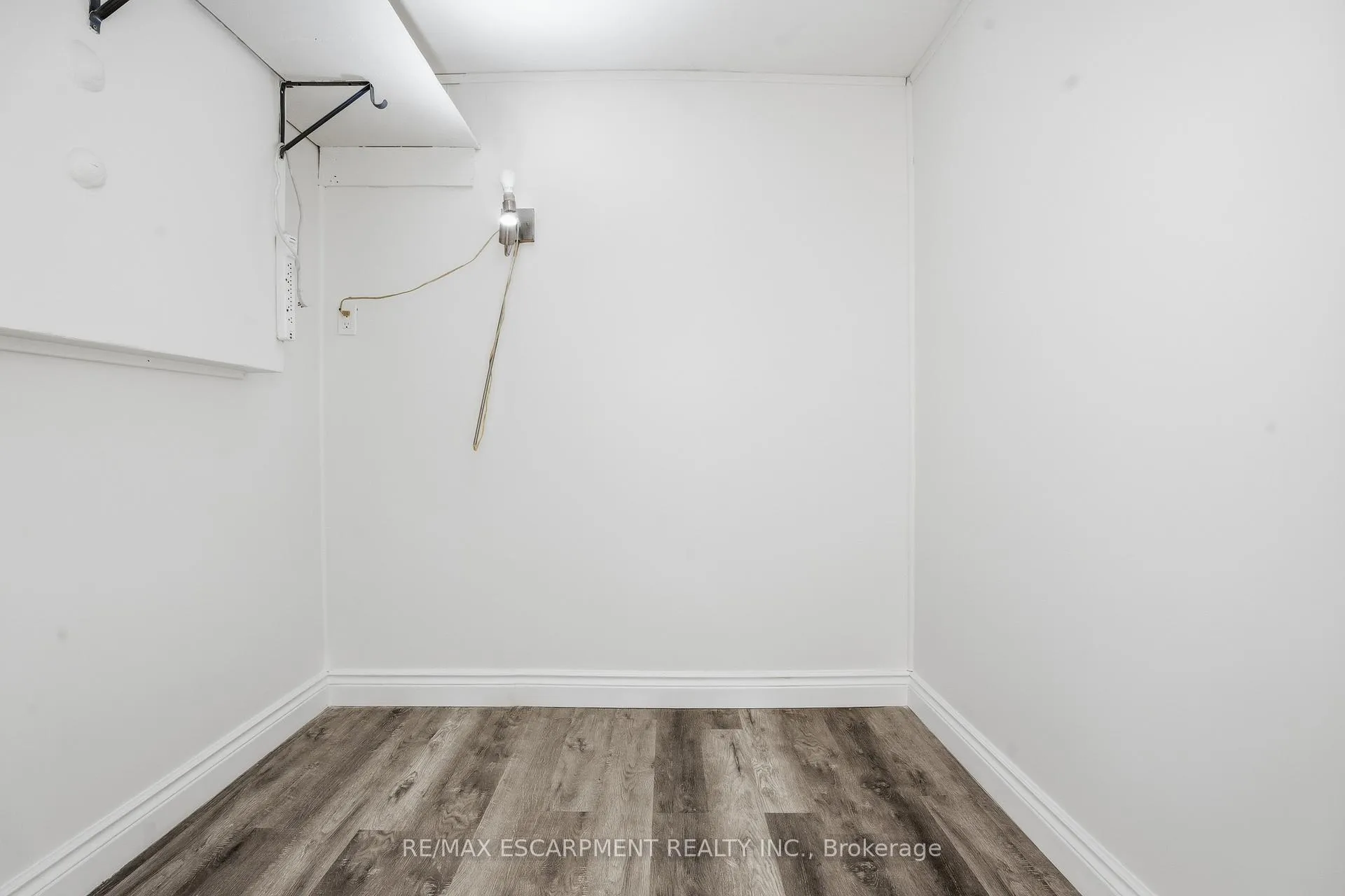Photo 30 of 50 Lawnhurst Drive, Hamilton, Lawfield — HOMEH