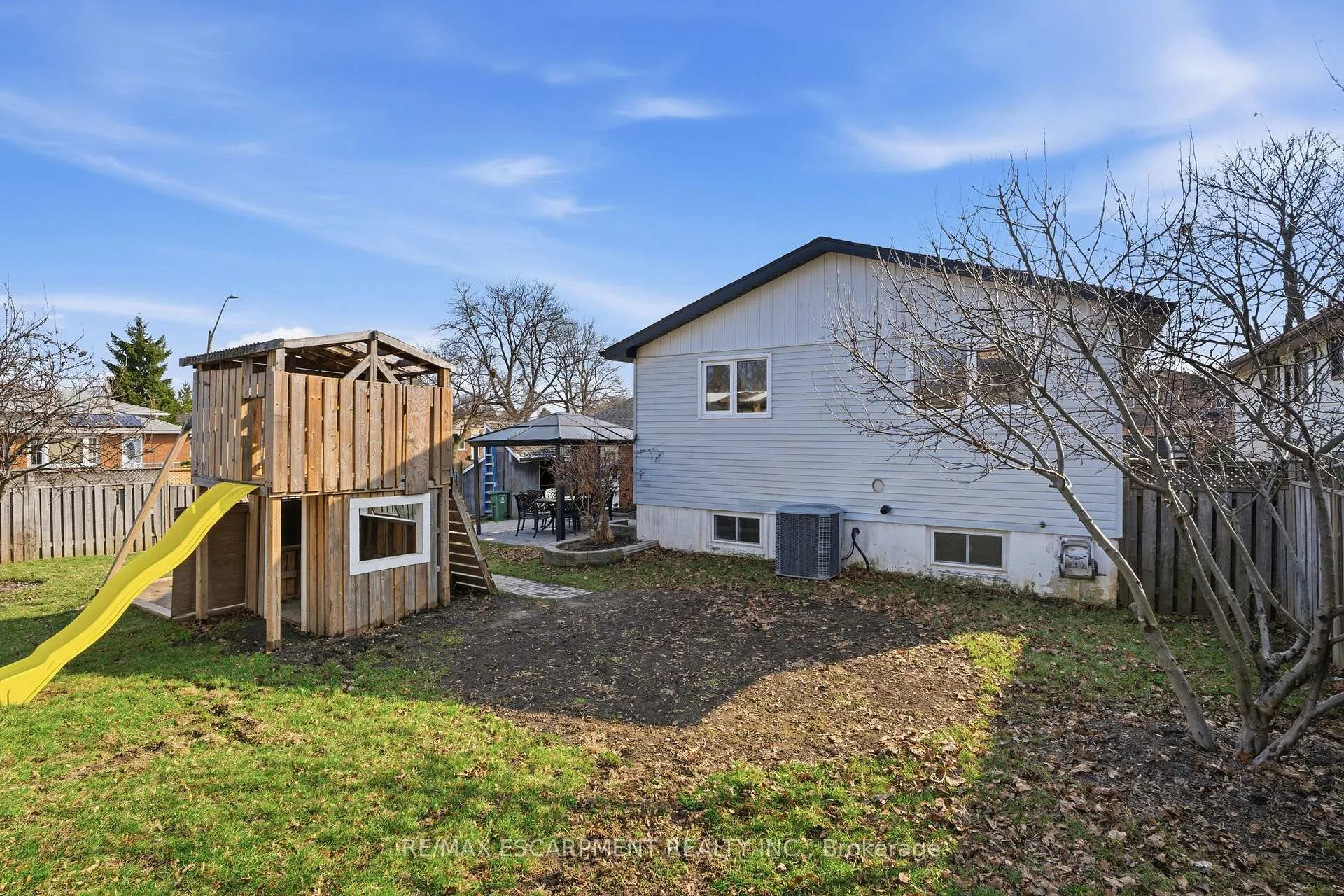 Photo 40 of 50 Lawnhurst Drive, Hamilton, Lawfield — HOMEH