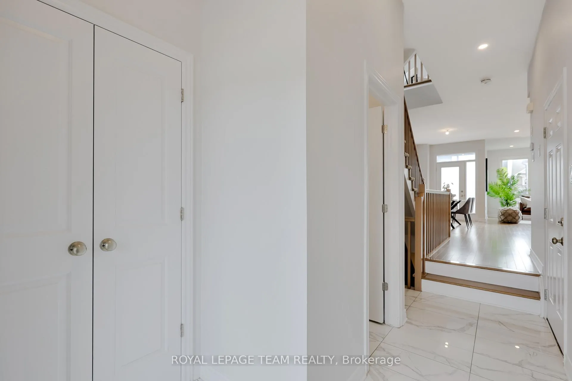 Photo 4 of 840 Clapham Terrace, Ottawa, Stittsville (South) — HOMEH