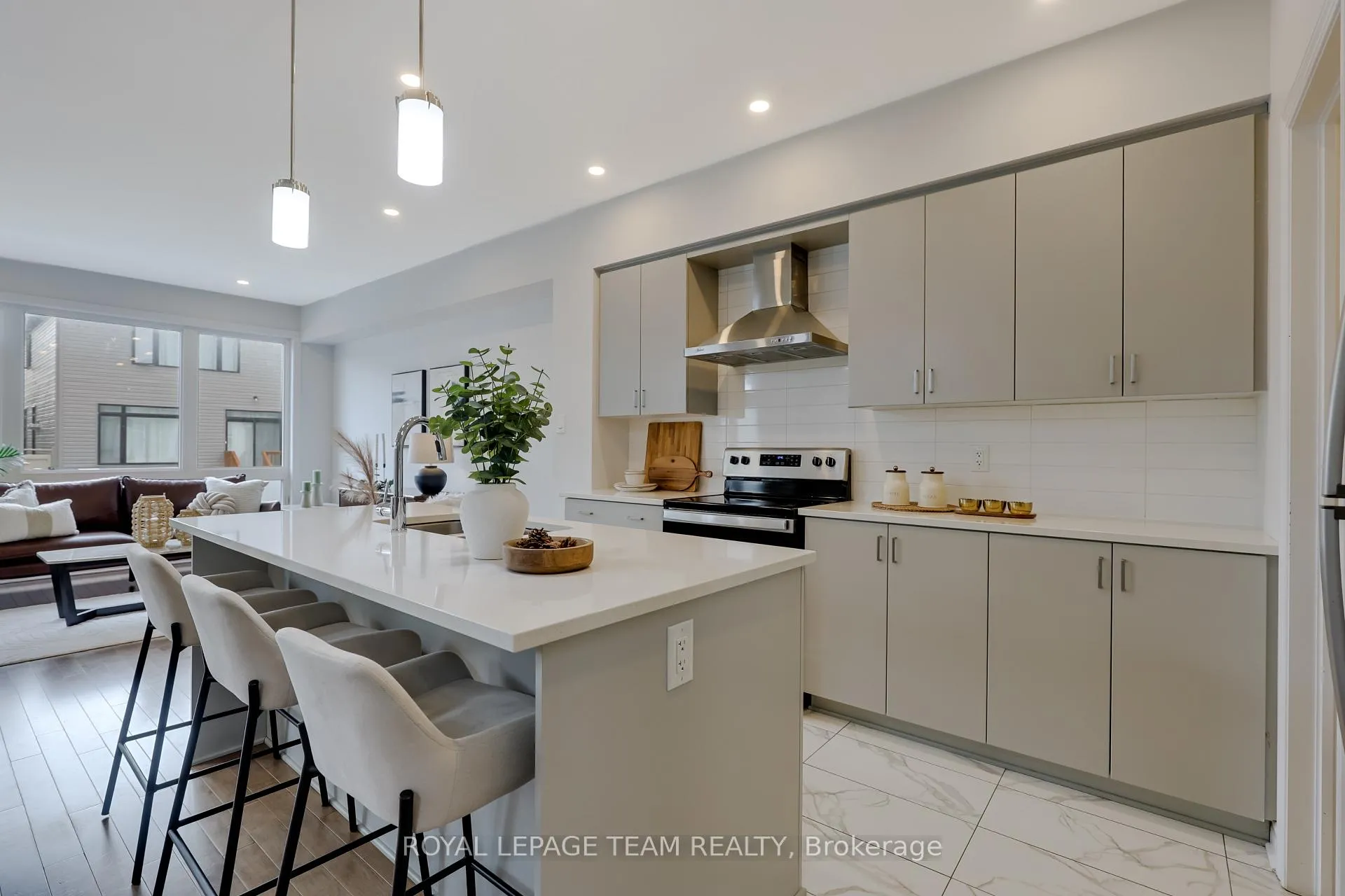 Photo 6 of 840 Clapham Terrace, Ottawa, Stittsville (South) — HOMEH