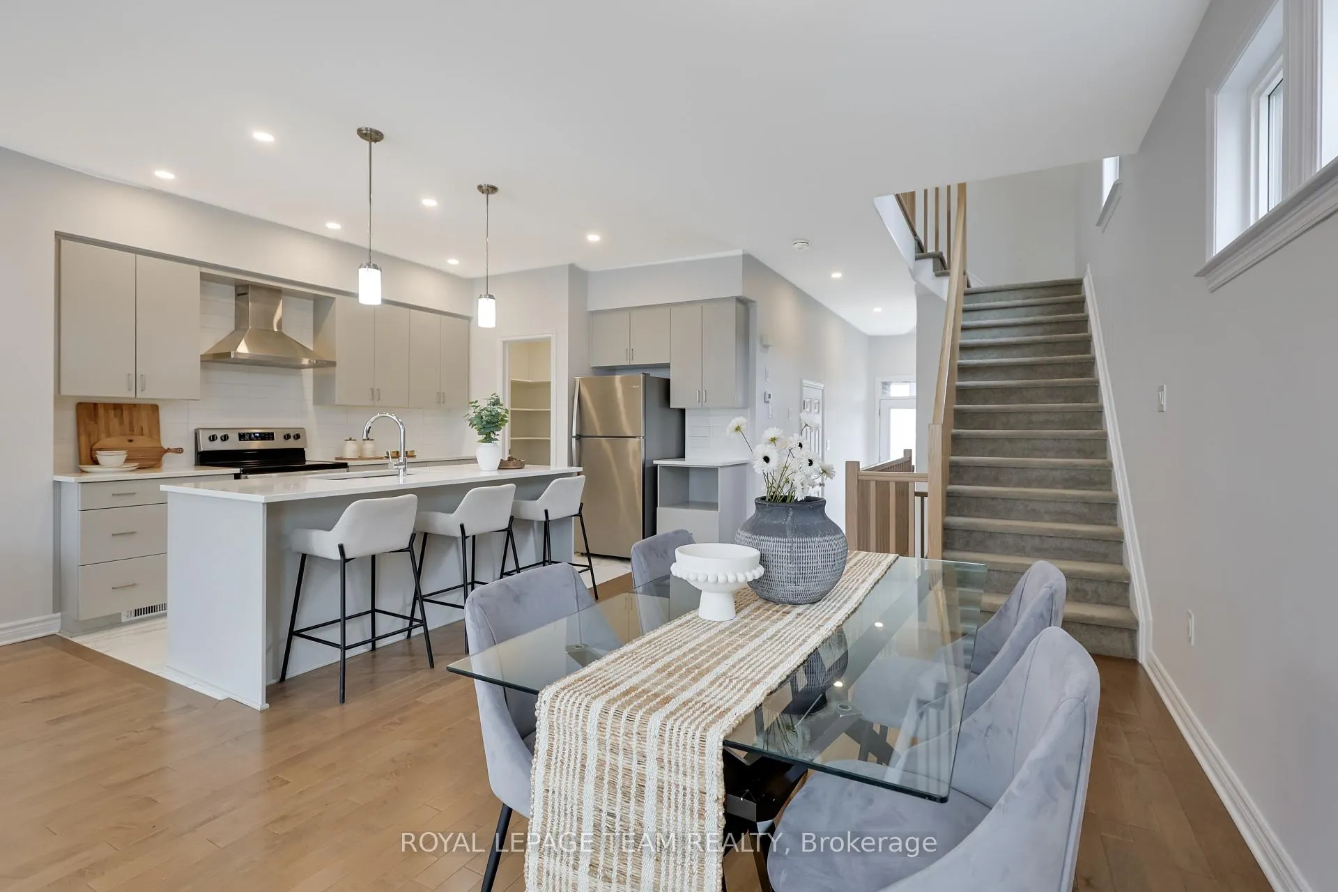 Photo 12 of 840 Clapham Terrace, Ottawa, Stittsville (South) — HOMEH