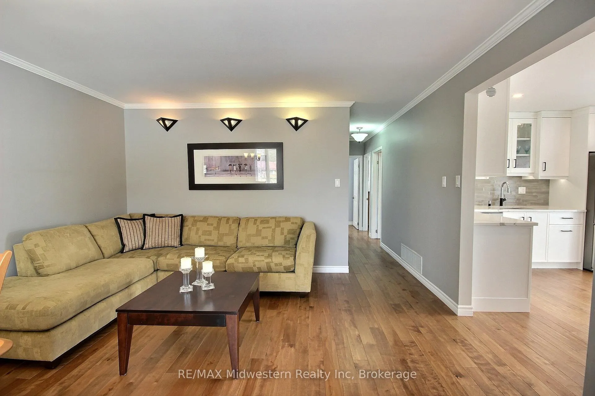 Photo 4 of 823016 Massie Road, Chatsworth — HOMEH
