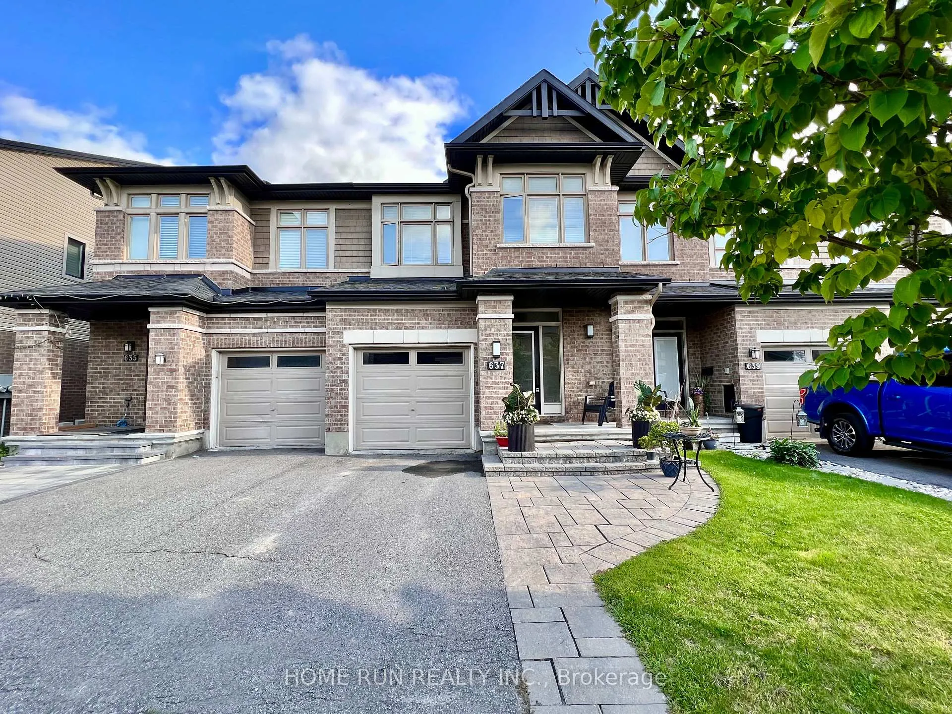 Front of 637 Tennant Way