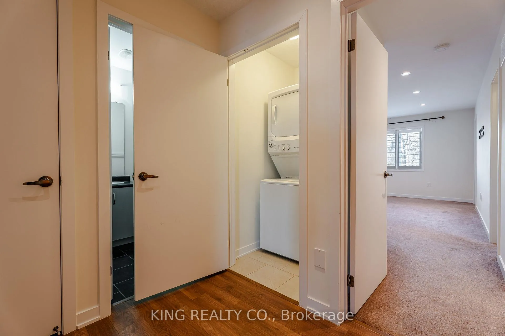 Photo 20 of Unit MAIN, 136 Crafter Crescent, Hamilton, Stoney Creek Mountain — HOMEH