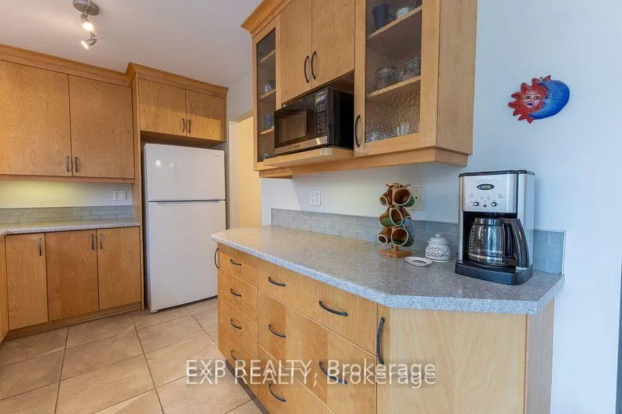 Photo 9 of 422 Kintyre Private, Ottawa, Carleton Square — HOMEH