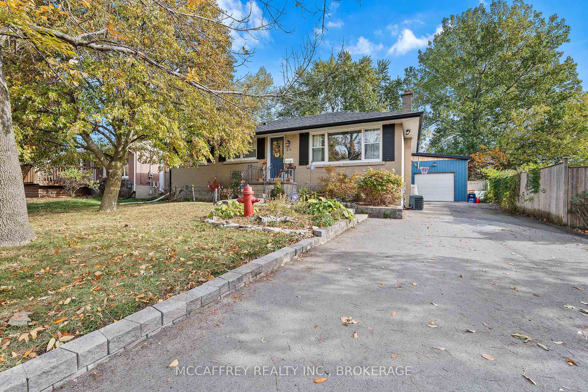 Photo 1 of 59 Loyalist Avenue, Loyalist, Amherstview — HOMEH