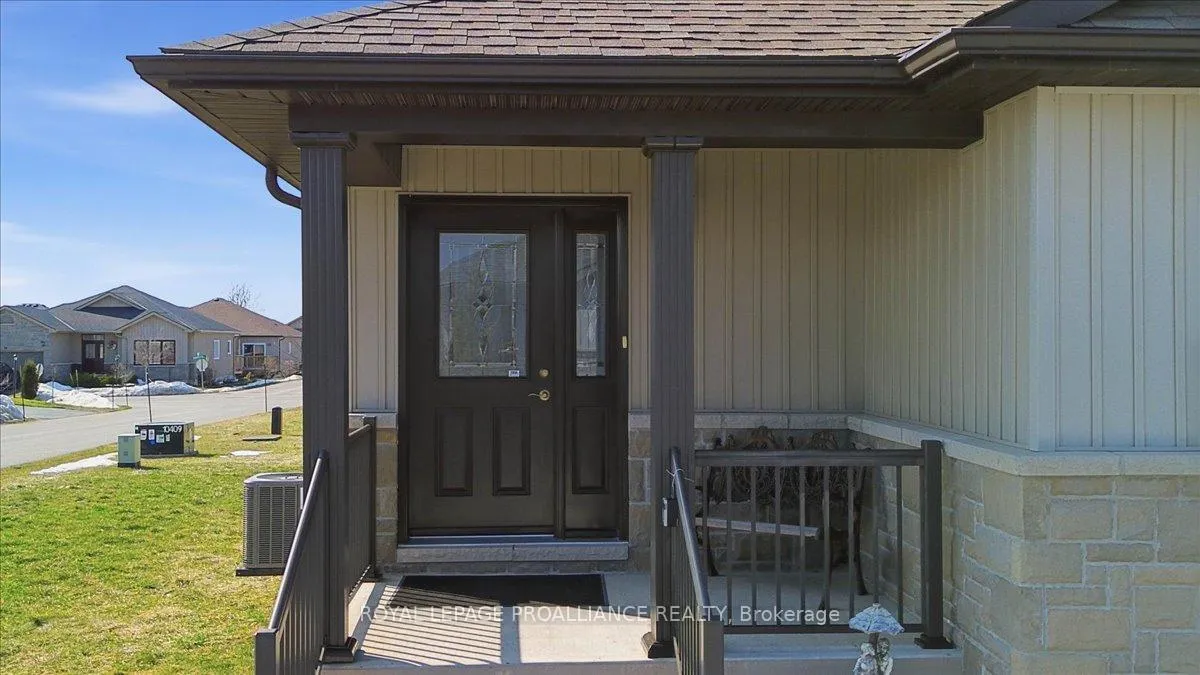 Photo 3 of 74 Conger Drive, Prince Edward County, Wellington — HOMEH