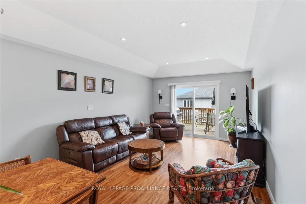 Photo 12 of 74 Conger Drive, Prince Edward County, Wellington — HOMEH
