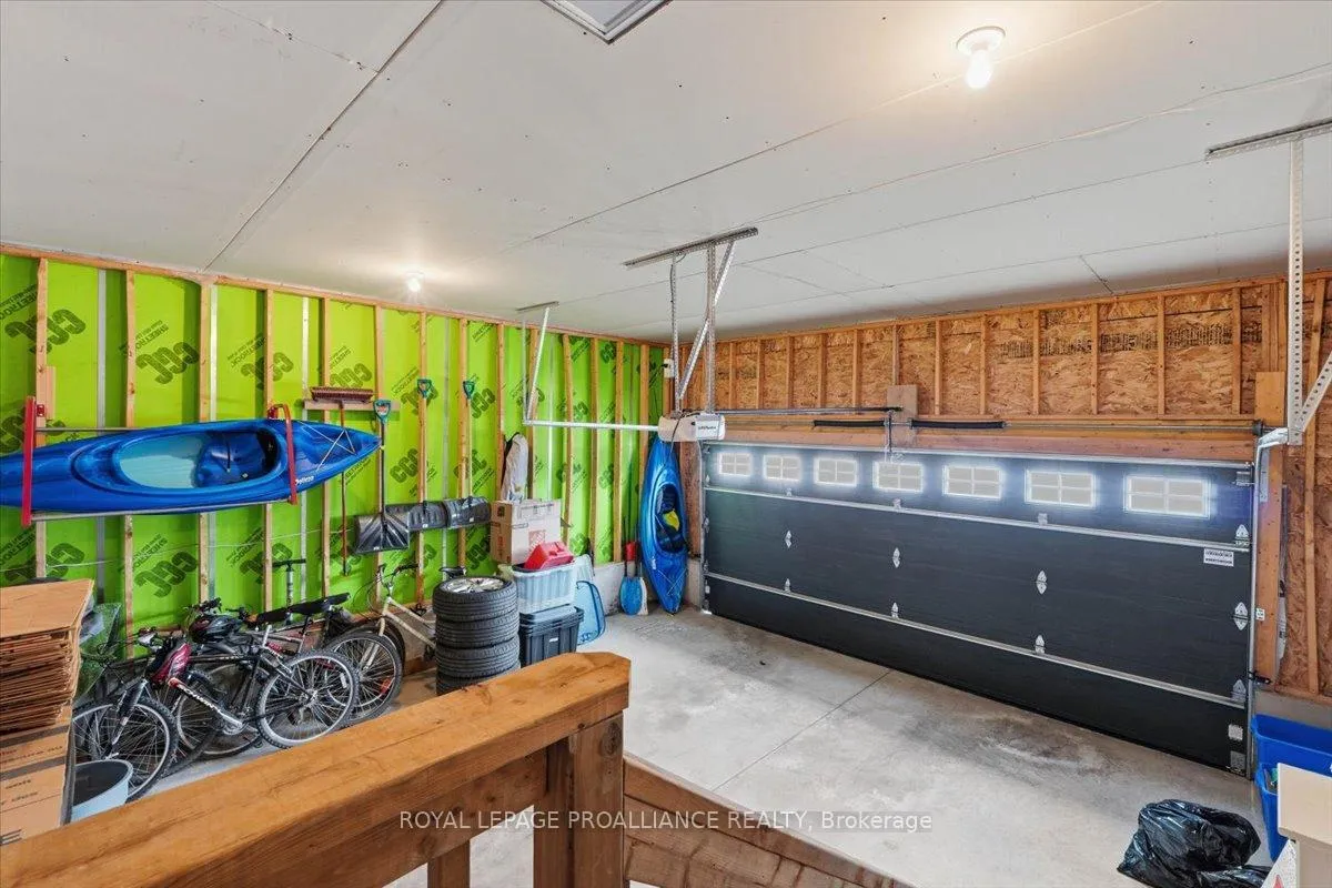 Photo 33 of 74 Conger Drive, Prince Edward County, Wellington — HOMEH