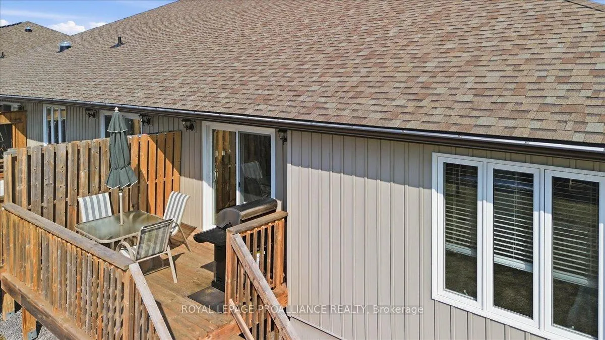 Photo 35 of 74 Conger Drive, Prince Edward County, Wellington — HOMEH