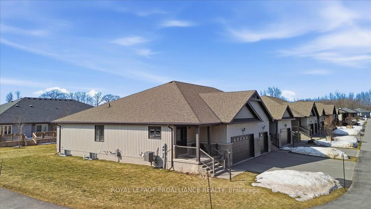 Photo 39 of 74 Conger Drive, Prince Edward County, Wellington — HOMEH