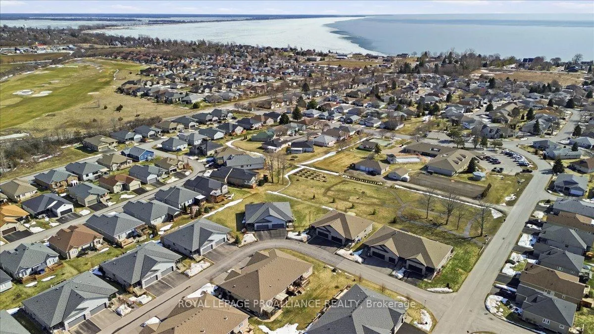 Photo 41 of 74 Conger Drive, Prince Edward County, Wellington — HOMEH