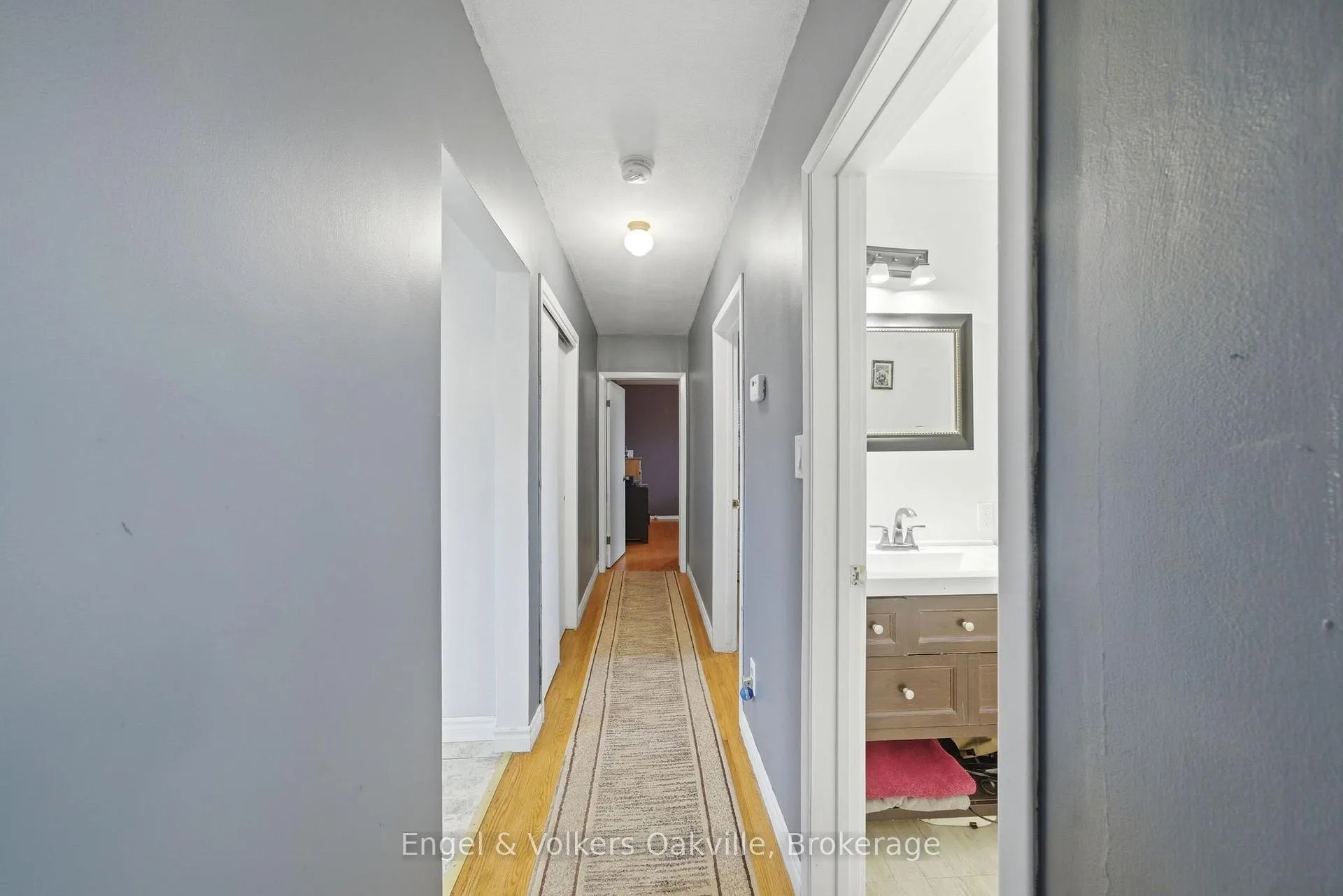 Photo 15 of 56 Bloomfield Avenue, St. Catharines, Secord Woods — HOMEH