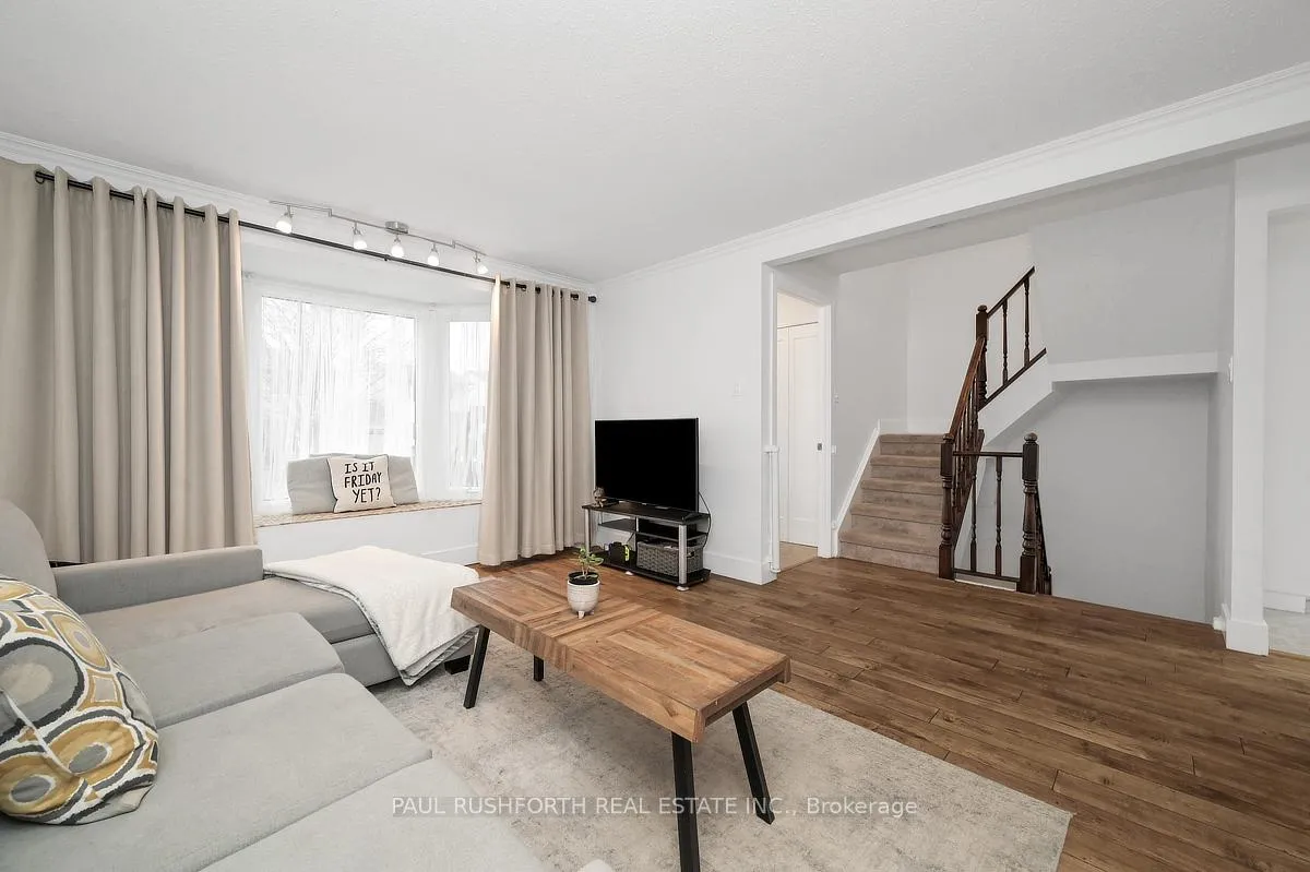 Photo 10 of 2 Dolan Drive, Ottawa, Barrhaven - Pheasant Run — HOMEH