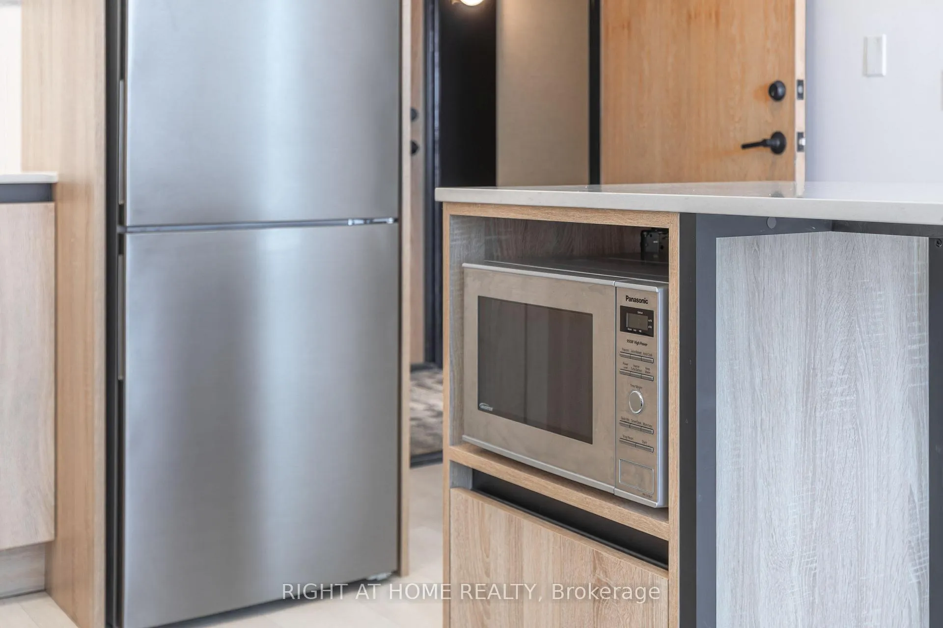 Photo 10 of Unit 320, 7950 Bathurst Street, Vaughan, Beverley Glen — HOMEH