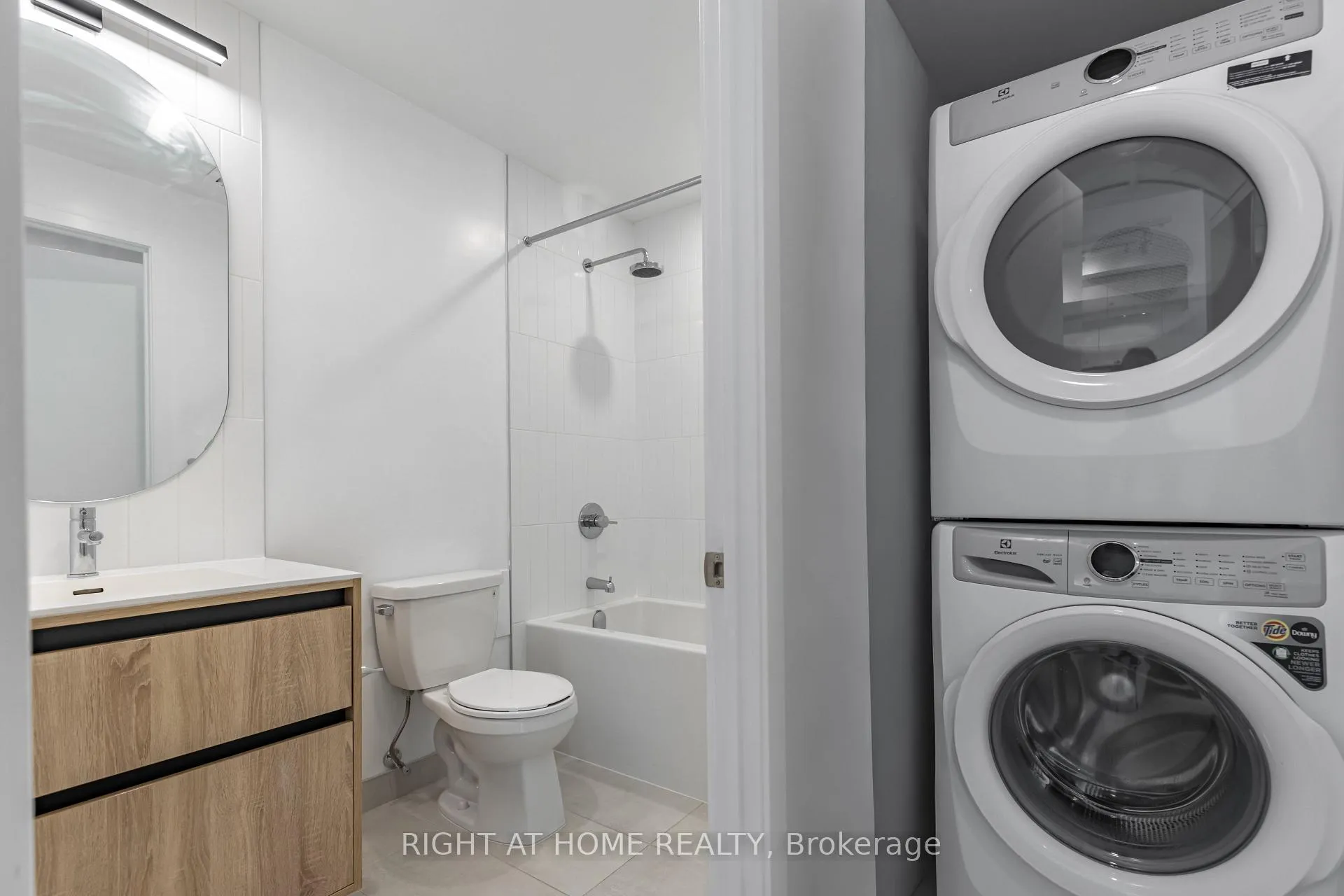 Photo 19 of Unit 320, 7950 Bathurst Street, Vaughan, Beverley Glen — HOMEH