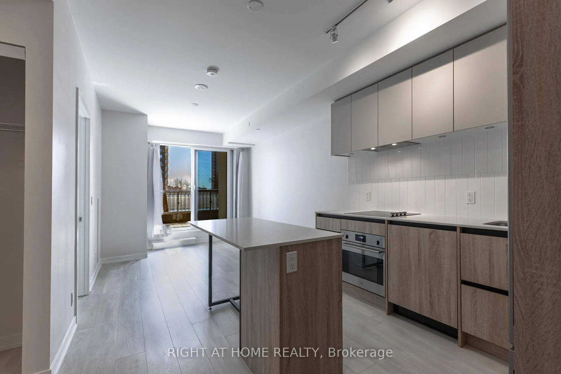 Photo 24 of Unit 320, 7950 Bathurst Street, Vaughan, Beverley Glen — HOMEH