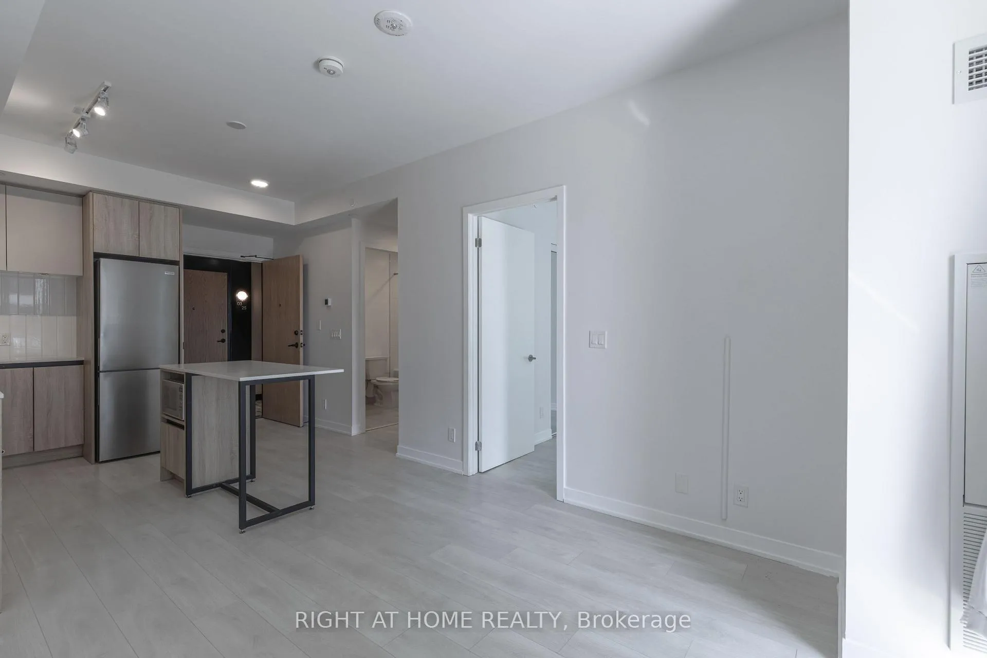 Photo 30 of Unit 320, 7950 Bathurst Street, Vaughan, Beverley Glen — HOMEH