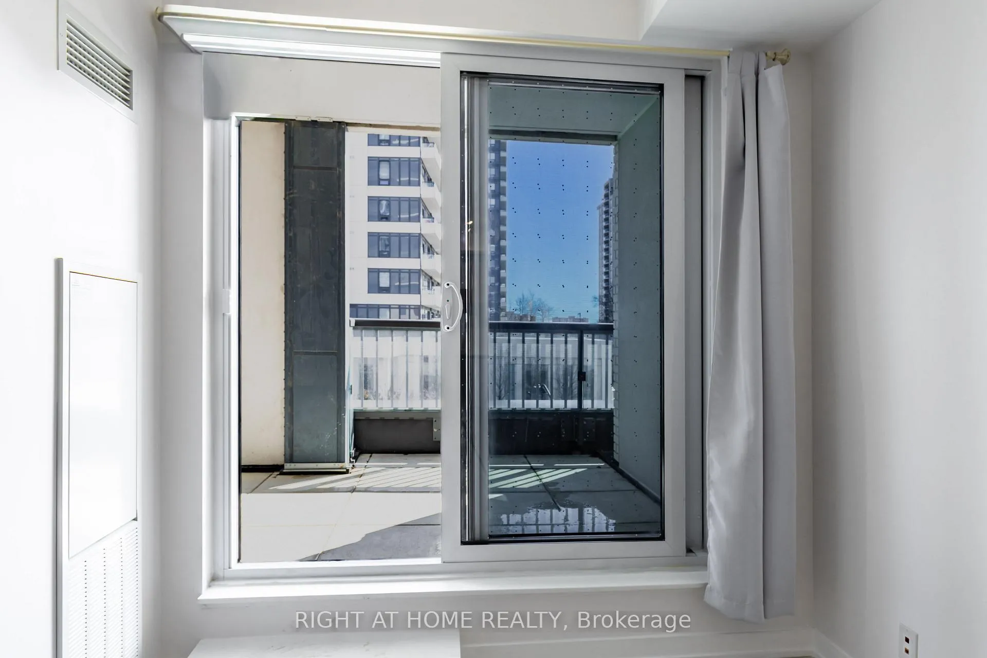 Photo 38 of Unit 320, 7950 Bathurst Street, Vaughan, Beverley Glen — HOMEH