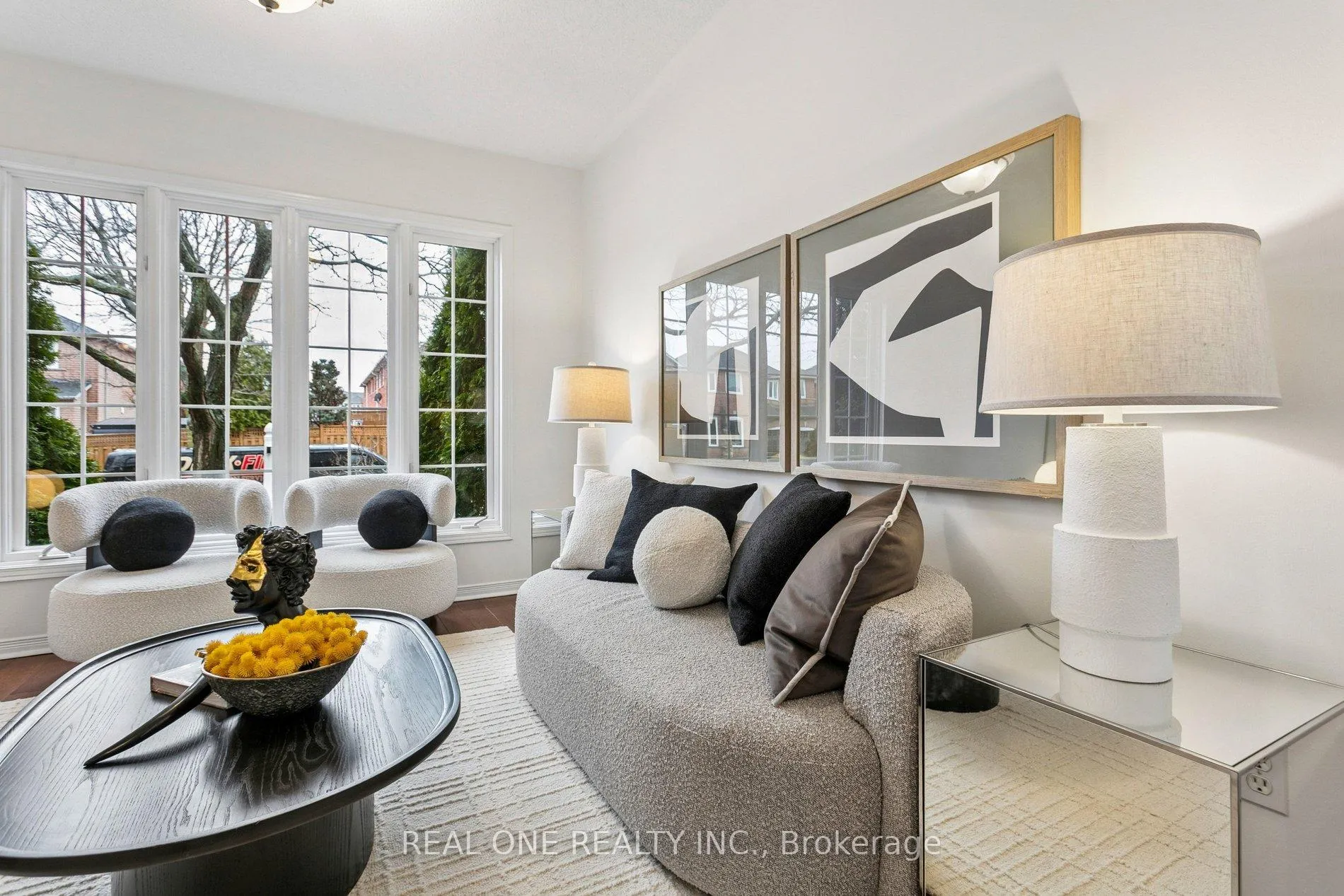 Photo 5 of 2262 Pell Crescent, Oakville, Westmount — HOMEH