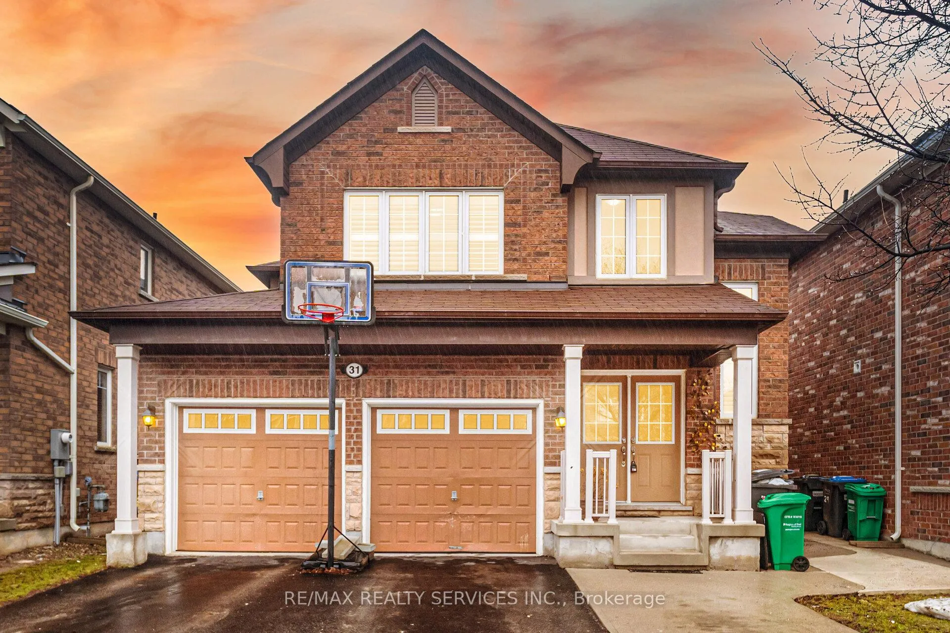 Photo 1 of 31 Miracle Trail, Brampton, Northwest Brampton — HOMEH
