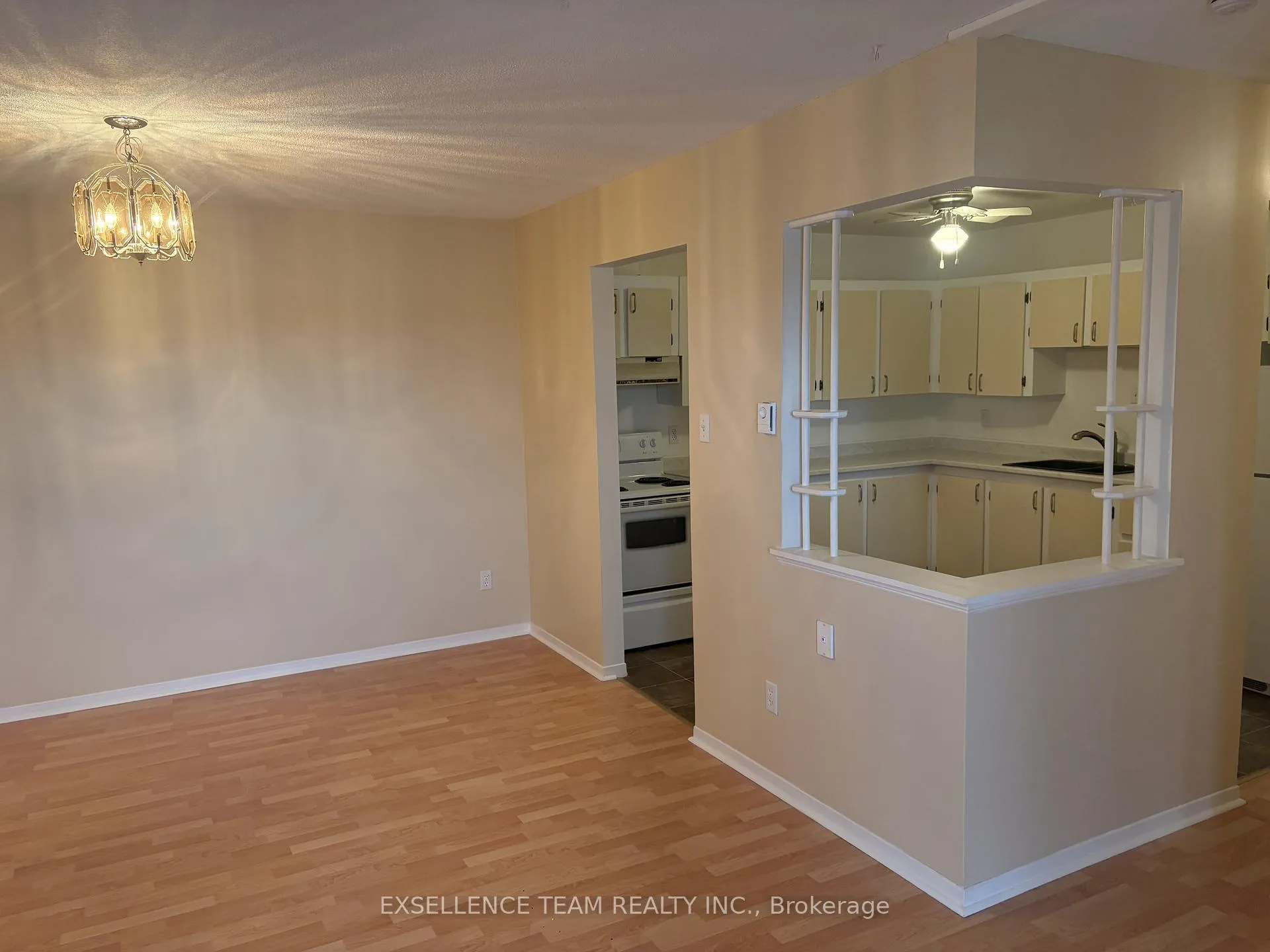 Photo 11 of 220 Kenyon Street, North Glengarry, Alexandria — HOMEH