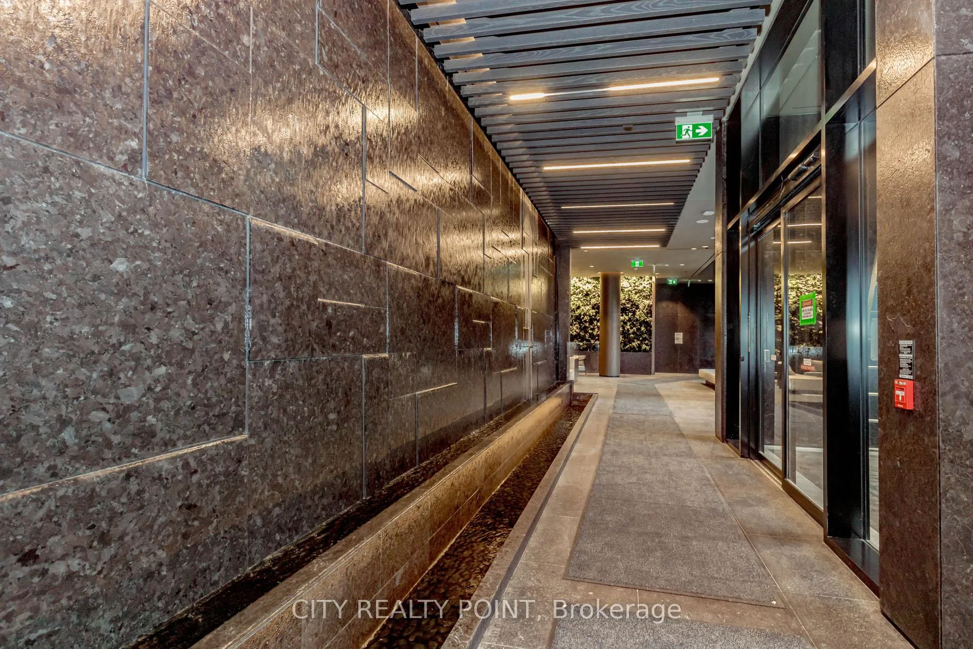 Photo 1 of Unit 1612, 120 Broadway Avenue, Toronto, Mount Pleasant West — HOMEH