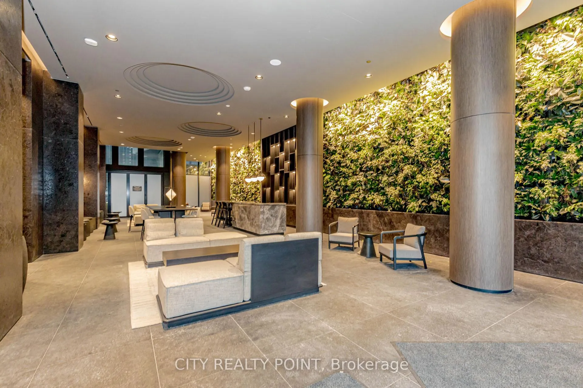 Photo 2 of Unit 1612, 120 Broadway Avenue, Toronto, Mount Pleasant West — HOMEH