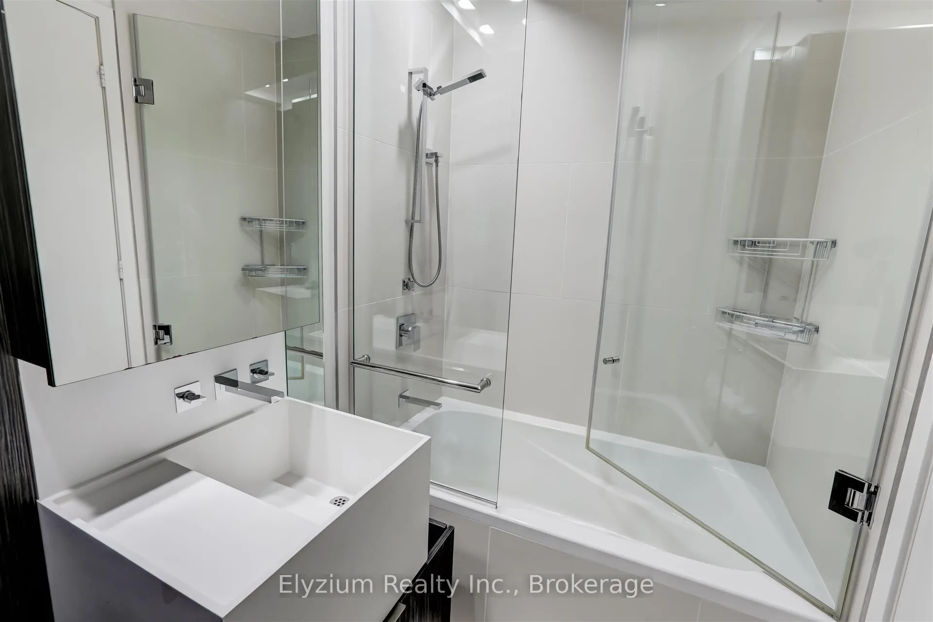 Photo 19 of Unit 518, 1 Bloor St E, Toronto, Church-Yonge Corridor — HOMEH