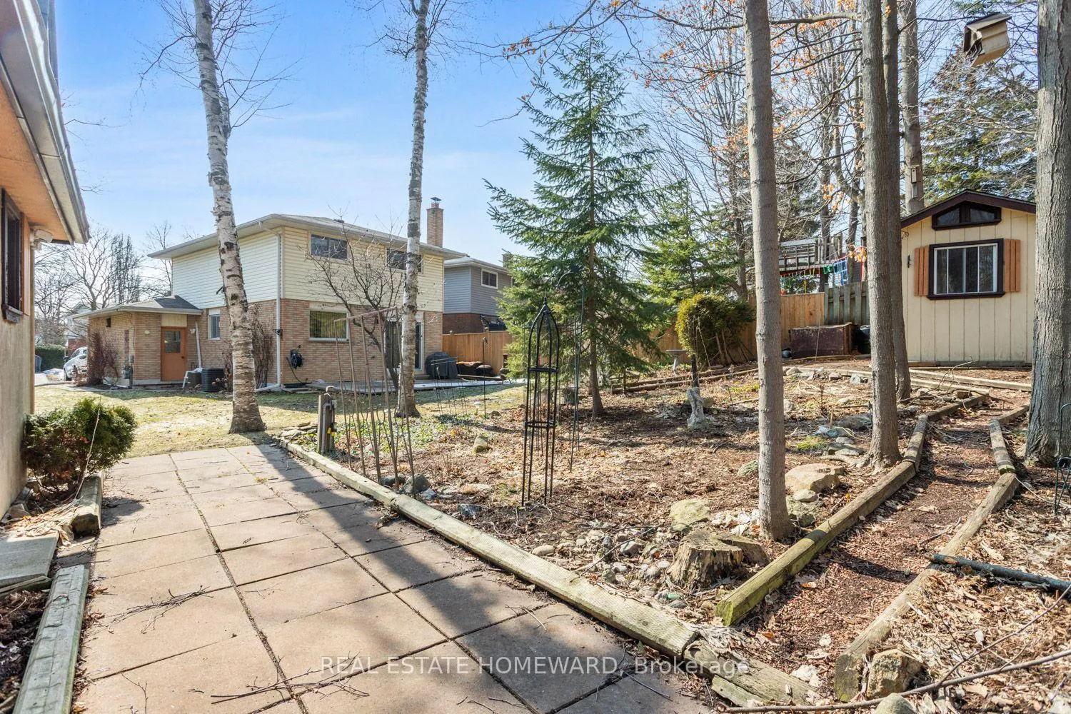 Photo 11 of 473 Paddington Crescent, Oshawa, Centennial — HOMEH