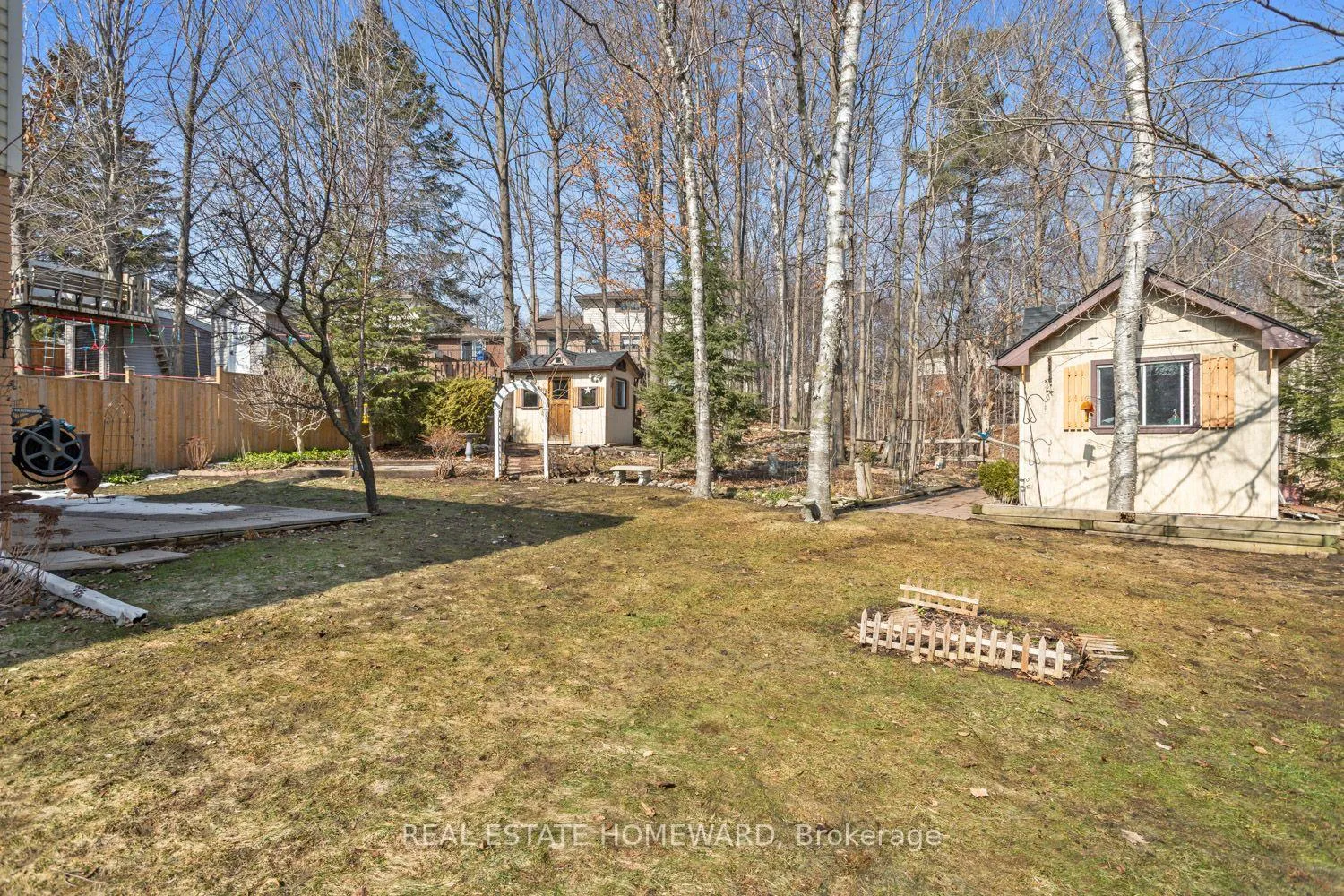Photo 14 of 473 Paddington Crescent, Oshawa, Centennial — HOMEH