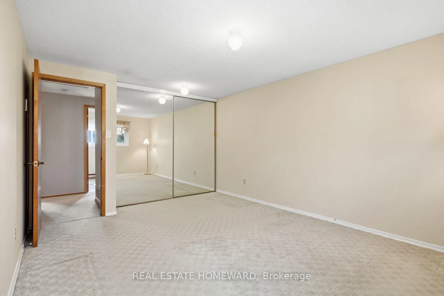 Photo 24 of 473 Paddington Crescent, Oshawa, Centennial — HOMEH