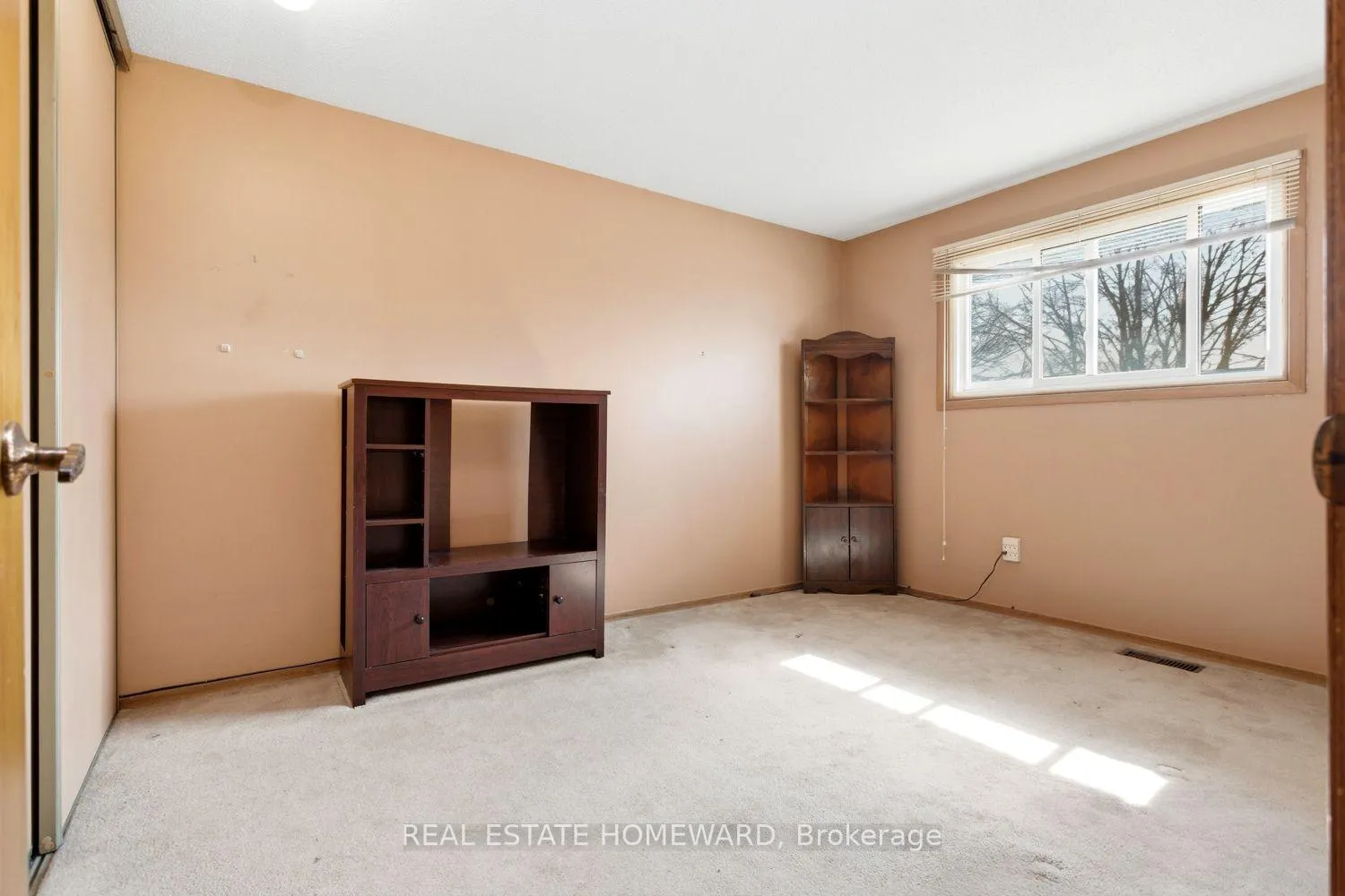 Photo 29 of 473 Paddington Crescent, Oshawa, Centennial — HOMEH