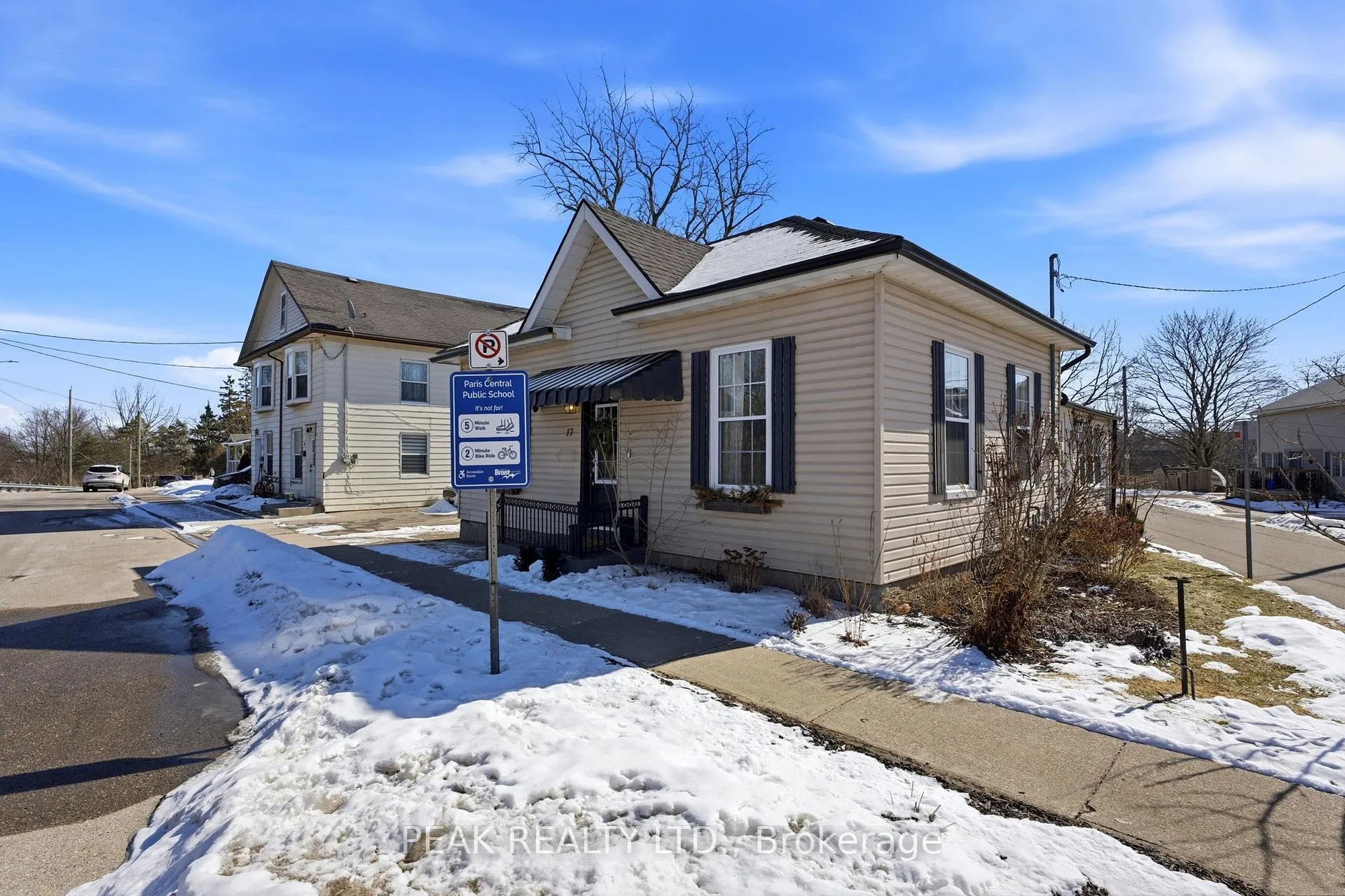 Photo 3 of 17 Helen Street, Brant, Paris — HOMEH