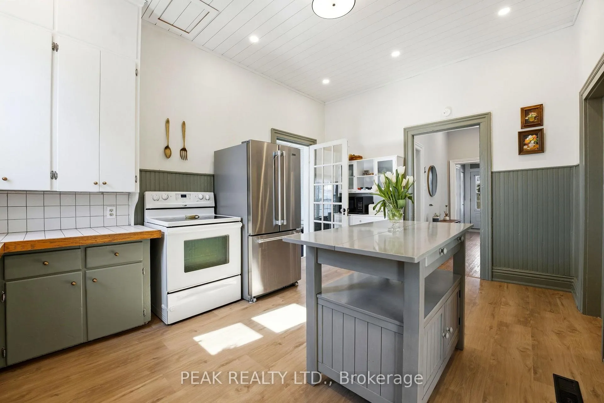Photo 15 of 17 Helen Street, Brant, Paris — HOMEH