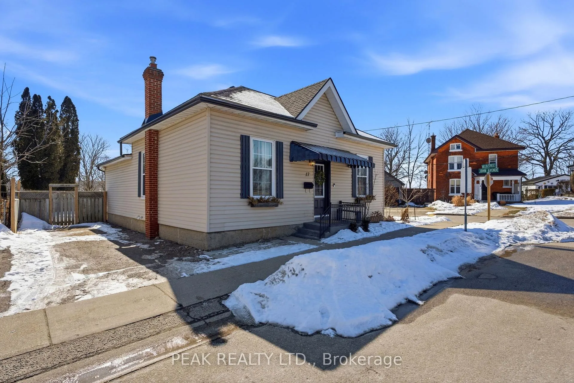 Photo 32 of 17 Helen Street, Brant, Paris — HOMEH