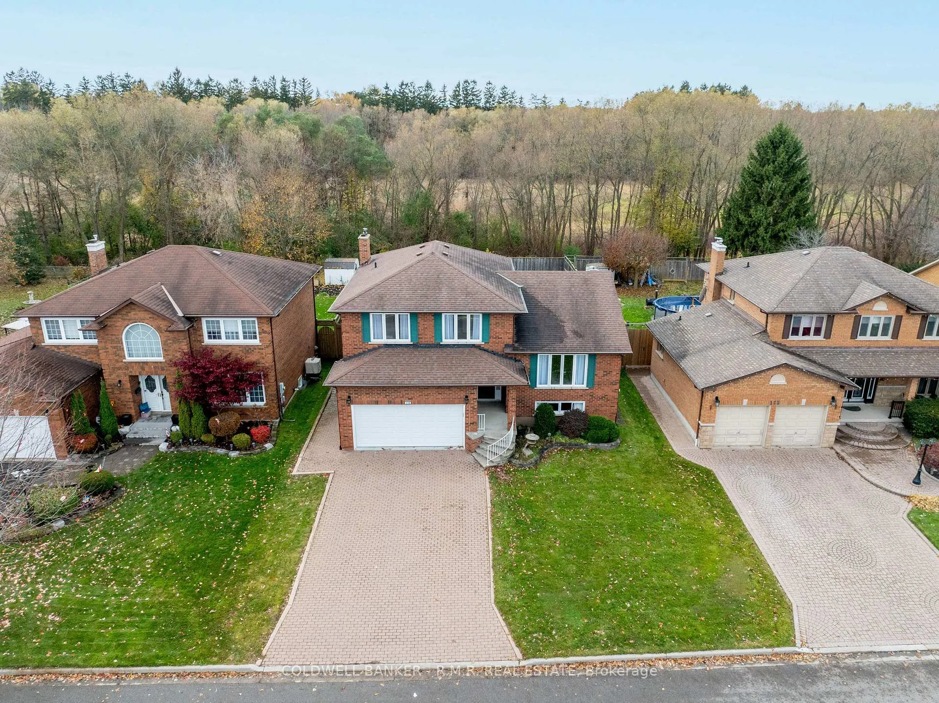 Photo 2 of 118 Waverly Street N, Oshawa, McLaughlin — HOMEH