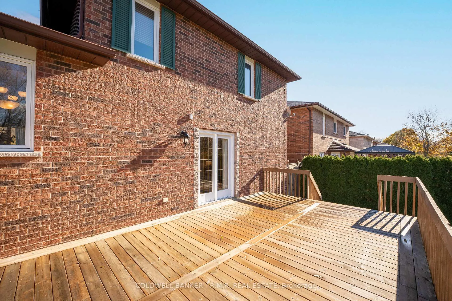 Photo 29 of 118 Waverly Street N, Oshawa, McLaughlin — HOMEH