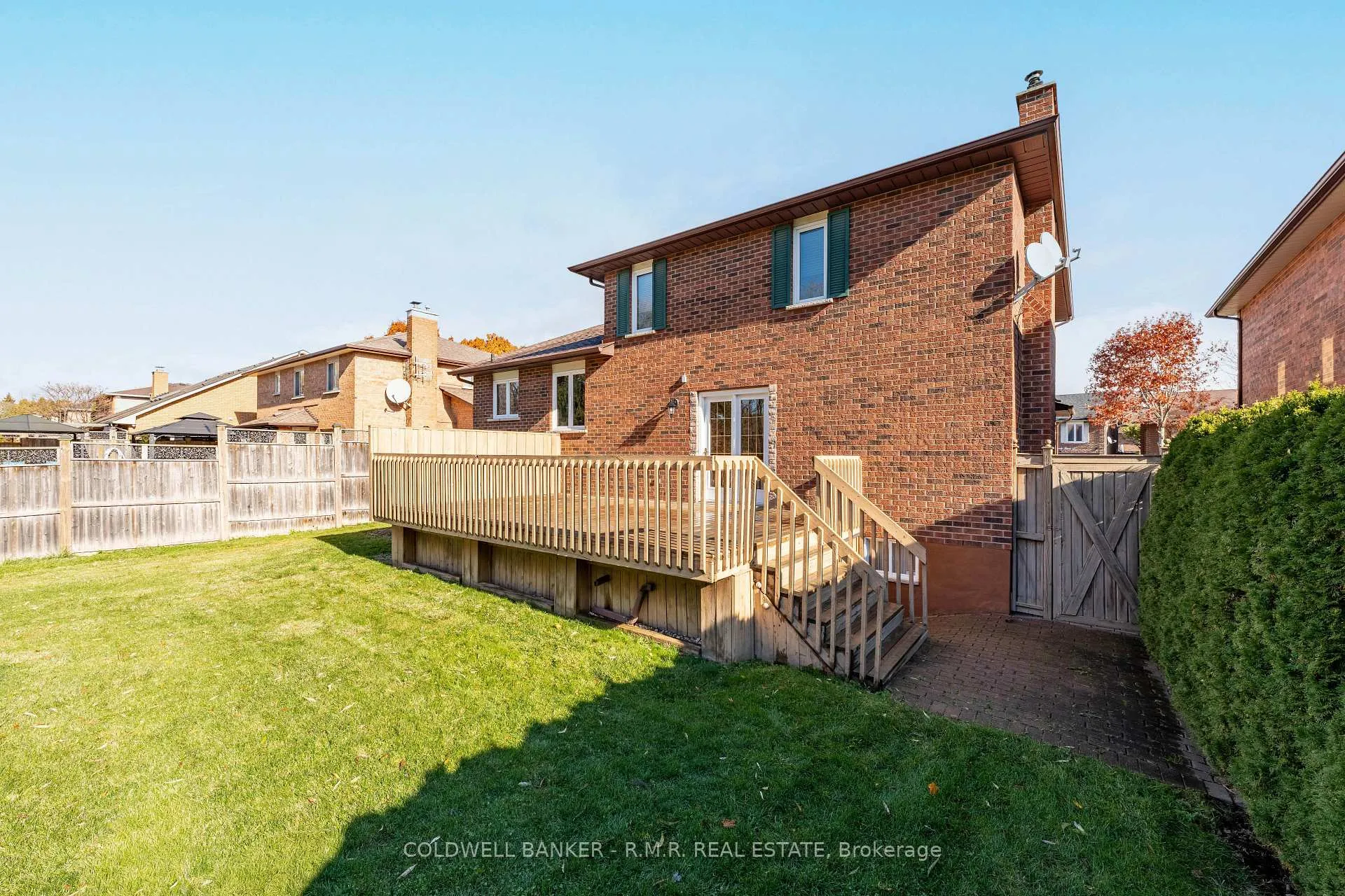 Photo 31 of 118 Waverly Street N, Oshawa, McLaughlin — HOMEH