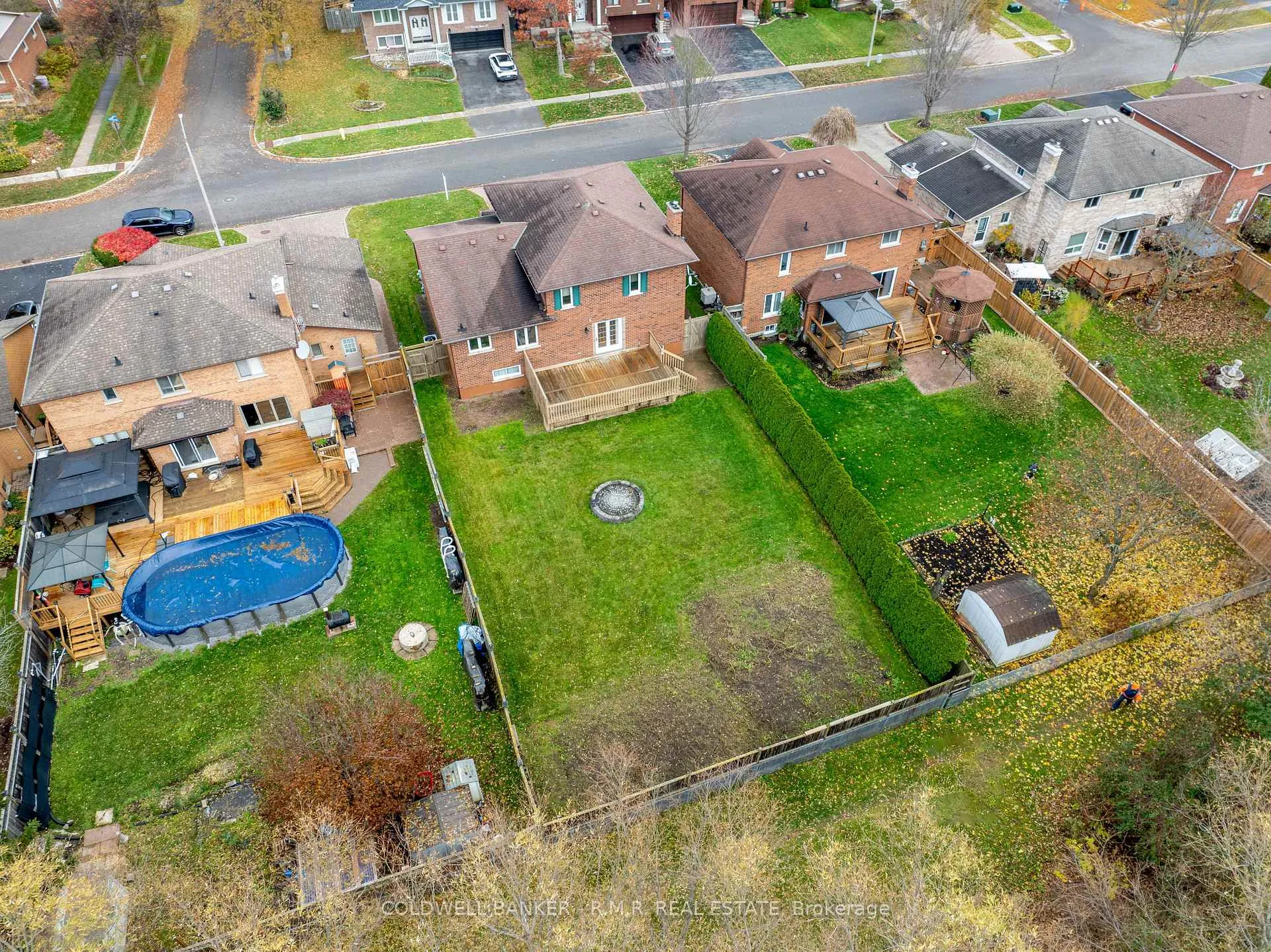 Photo 38 of 118 Waverly Street N, Oshawa, McLaughlin — HOMEH