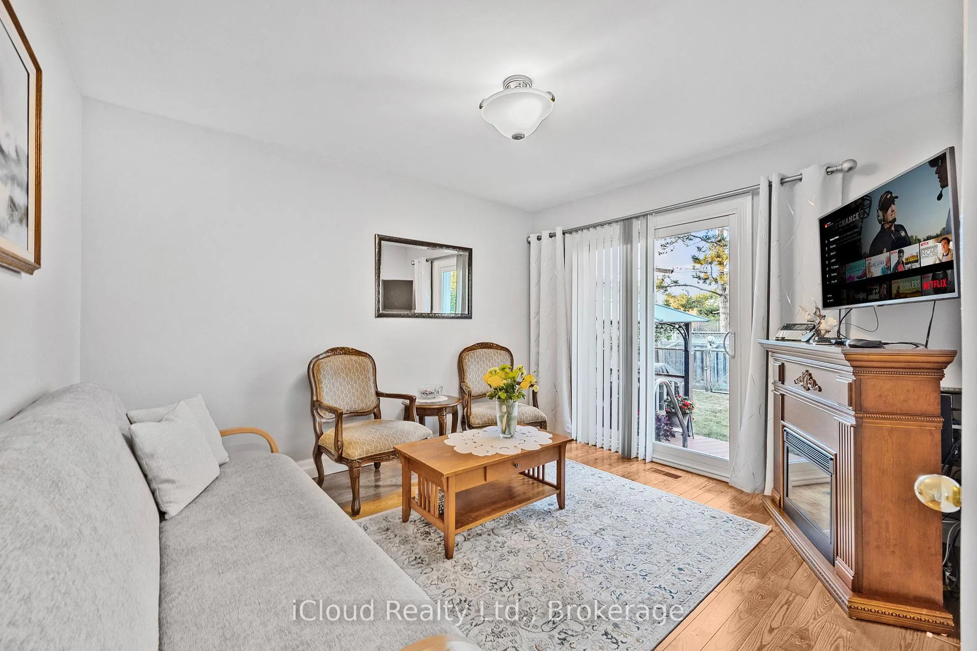 Photo 13 of 52 Kimbark Drive, Brampton, Northwood Park — HOMEH