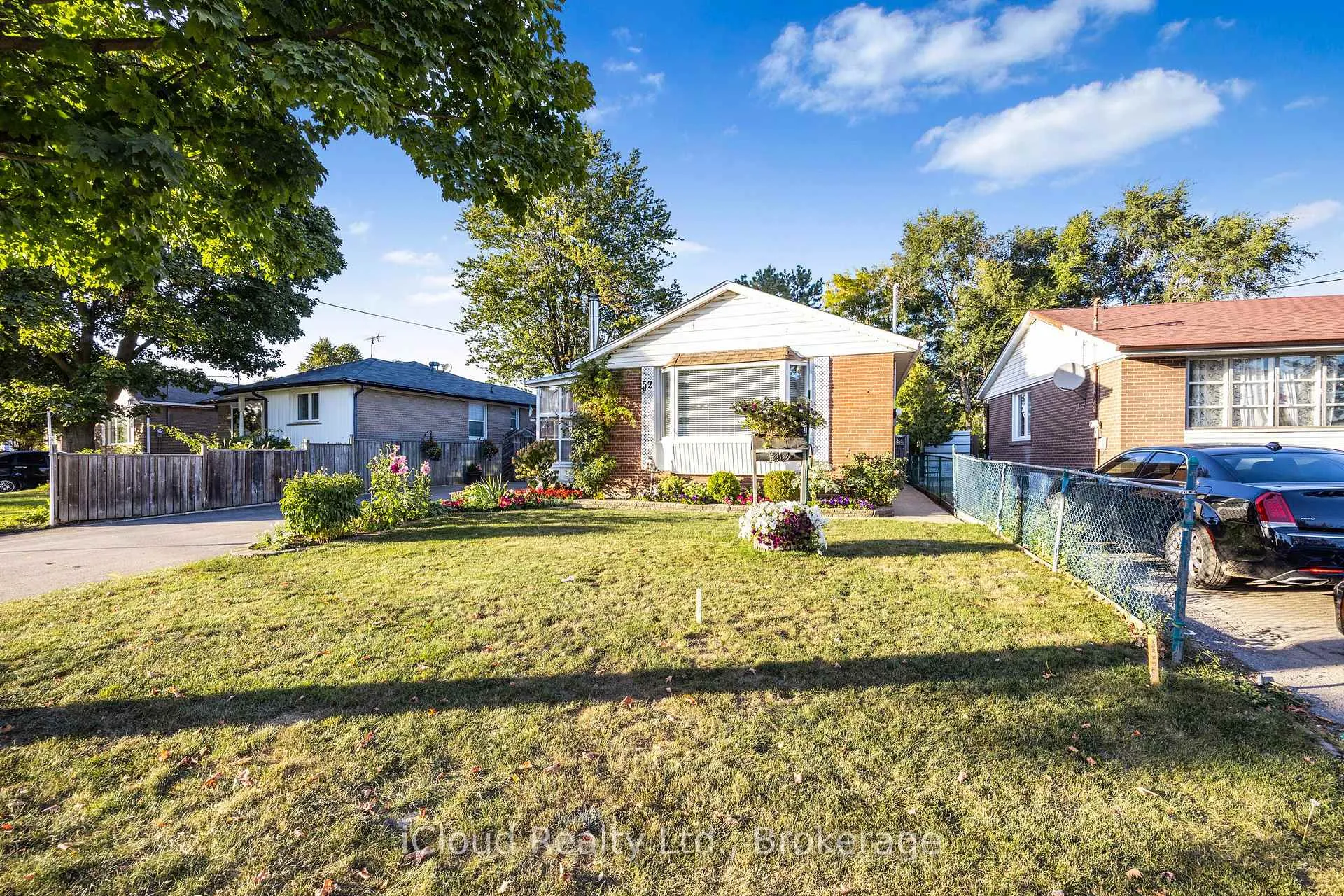 Photo 37 of 52 Kimbark Drive, Brampton, Northwood Park — HOMEH