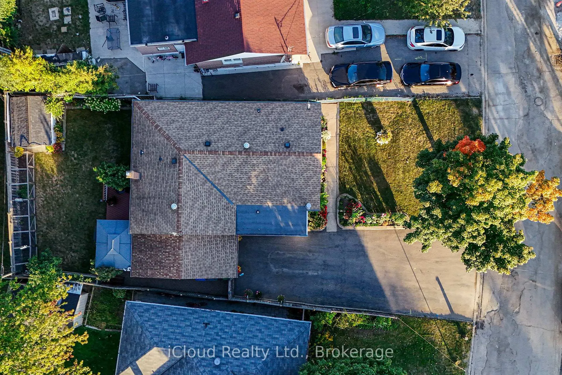 Photo 44 of 52 Kimbark Drive, Brampton, Northwood Park — HOMEH