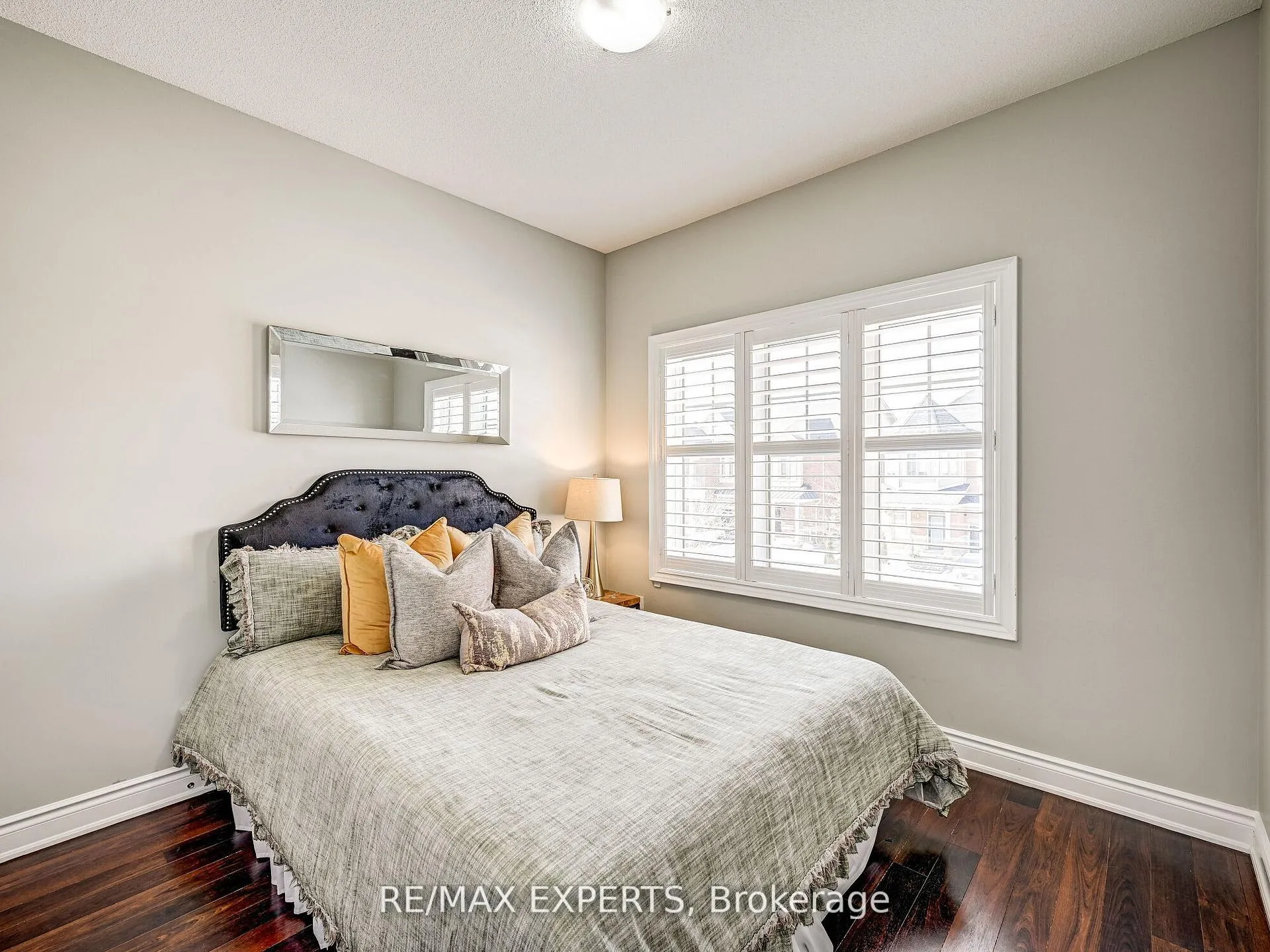 Photo 22 of 25 Killington Avenue, Vaughan, Kleinburg — HOMEH