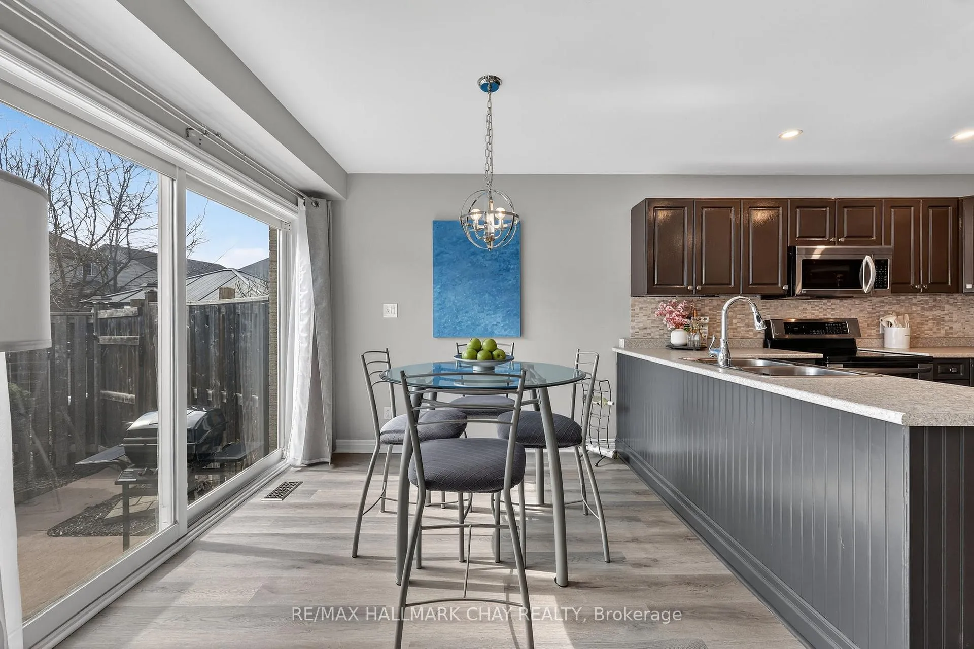 Photo 10 of 160 McBride Drive, St. Catharines, Rykert/Vansickle — HOMEH