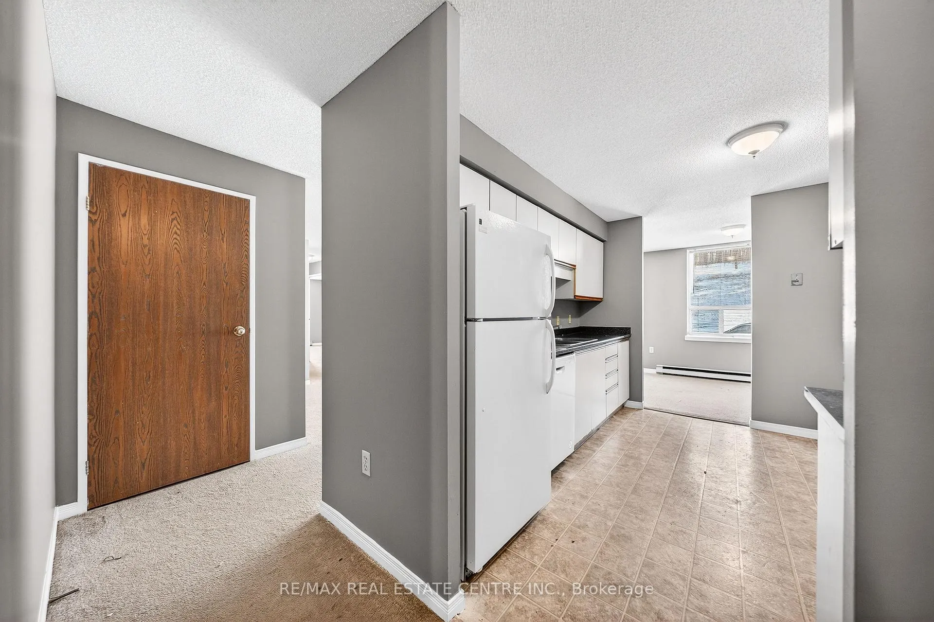 Photo 9 of Unit 212, 35 Green Valley Drive, Kitchener — HOMEH