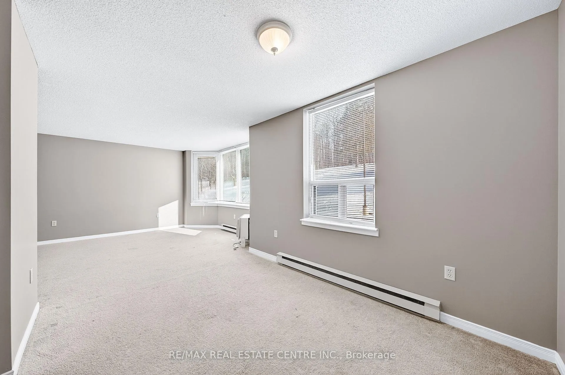 Photo 18 of Unit 212, 35 Green Valley Drive, Kitchener — HOMEH